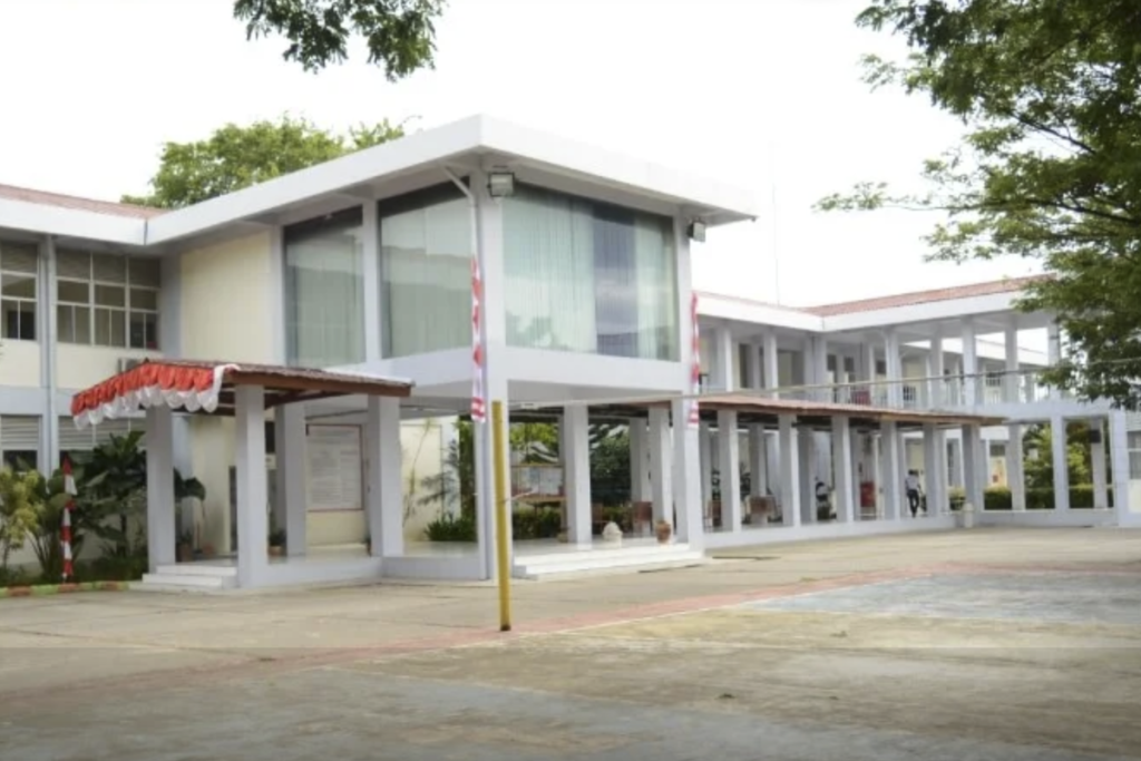 sekolah
